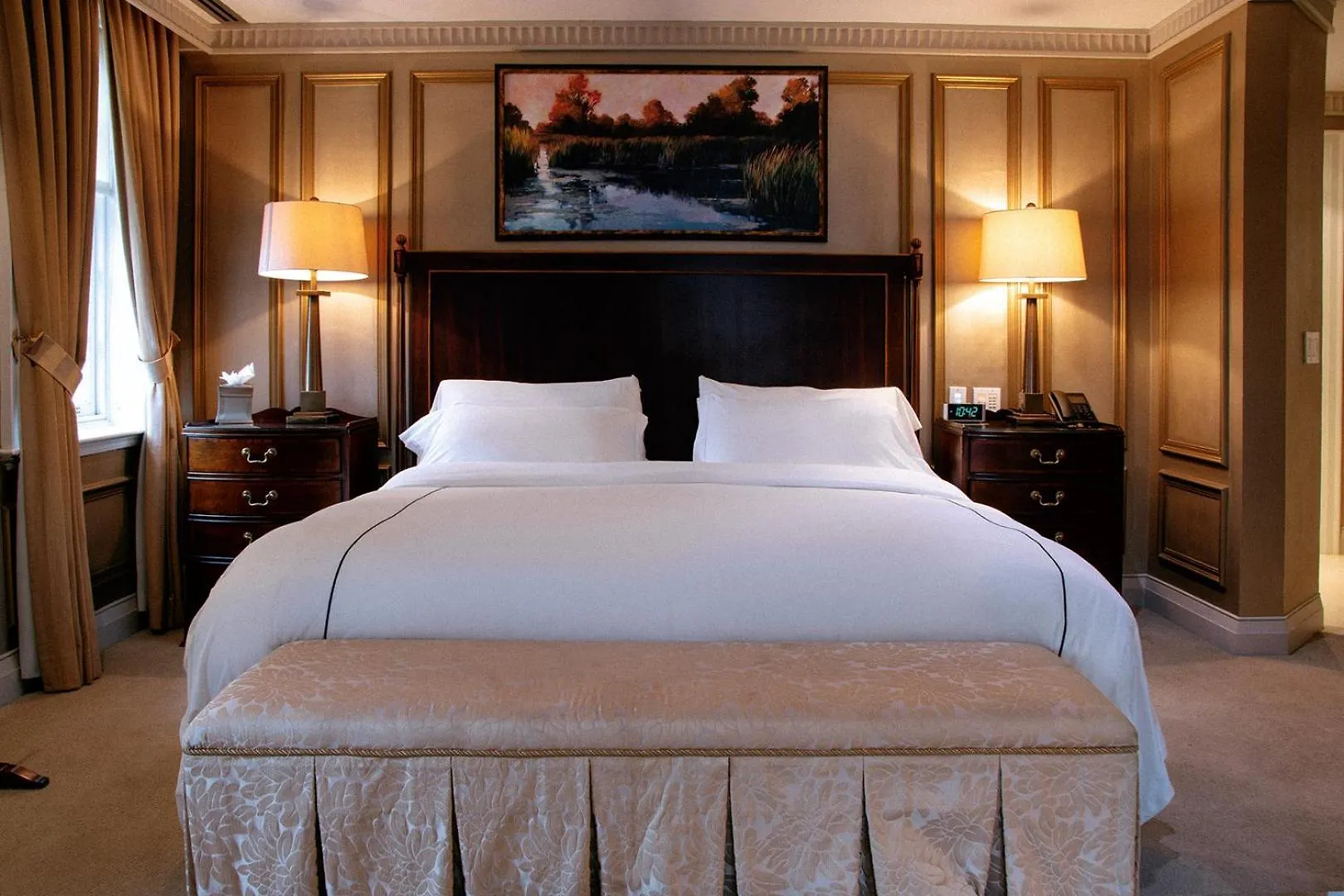 Windsor Arms Hotel Toronto