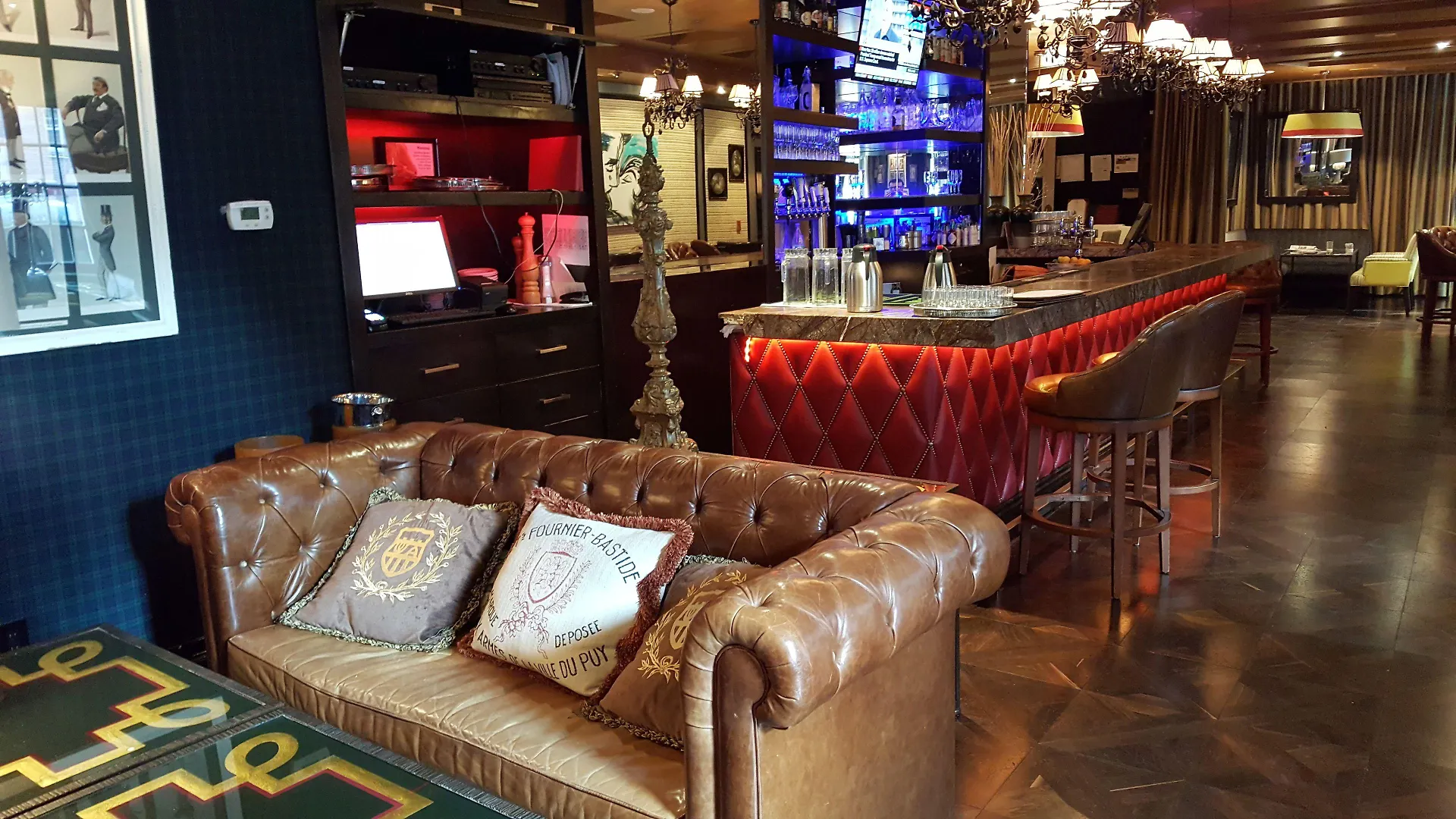 Windsor Arms Hotel Toronto